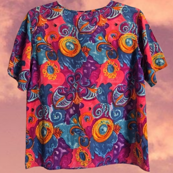 🌈Vintage Colorful Silk Abstract Top🌈 - Picture 2 of 10